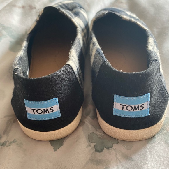 Toms Shoes - Toms alpargata black and white buffalo plaid casual shoe 9